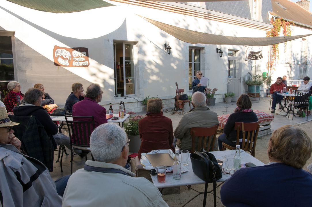 Scène ouverte au relais des trois écluses Scène ouverte au relais des trois écluses