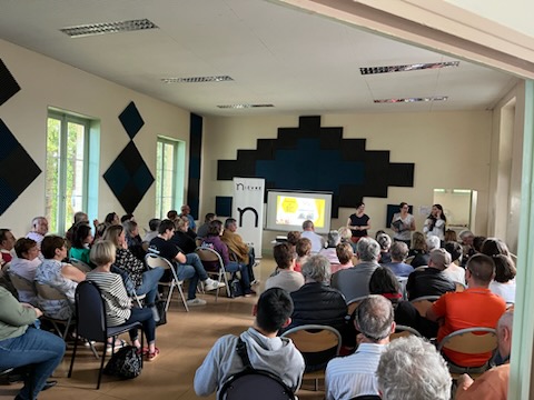 Reunion publique de porteurs de projets avec le Département de la Nièvre et l'association Bouge ton CoQ