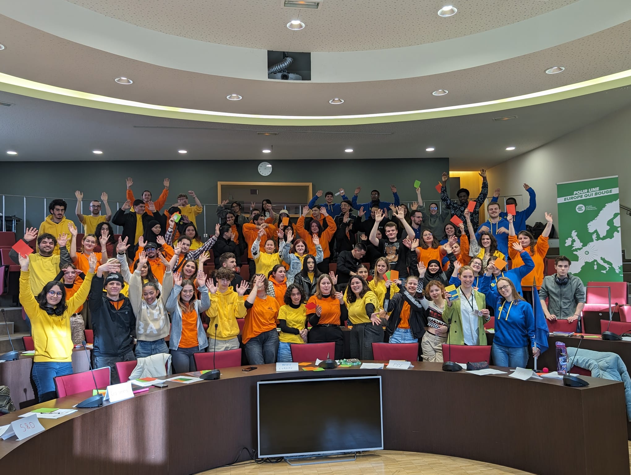 Regroupement des volontaires Unis-Cité Mulhouse - Maison de la Citoyenneté - Kingersheim - mars 2024 Regroupement des volontaires Unis-Cité Mulhouse - Maison de la Citoyenneté - Kingersheim - mars 2024