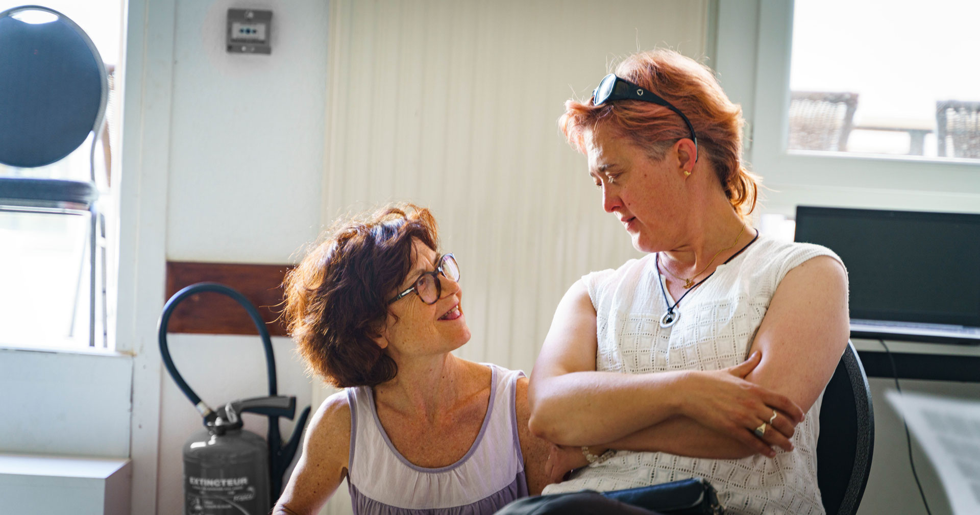 Arielle Girot et Béatrice Ray au cours d'un atelier consacré au Validisme Arielle Girot et Béatrice Ray en connexion, au cours d'un atelier consacré au Validisme