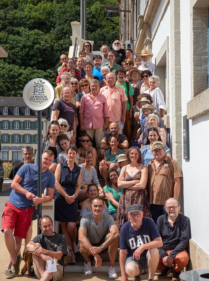 Souvenir de l'assemblée générale de constitution avec un panel plus important de coopérateur·trice·s ! La Maison qui pousse
