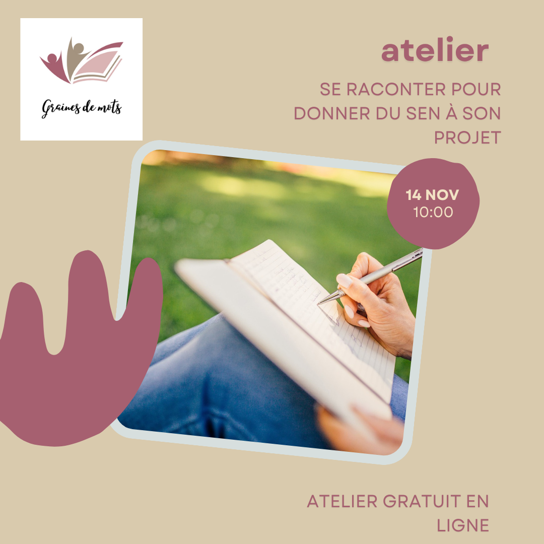 Une personne écrit sur un cahier